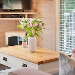 Hazel - High Borrans Farm ווינדרמר